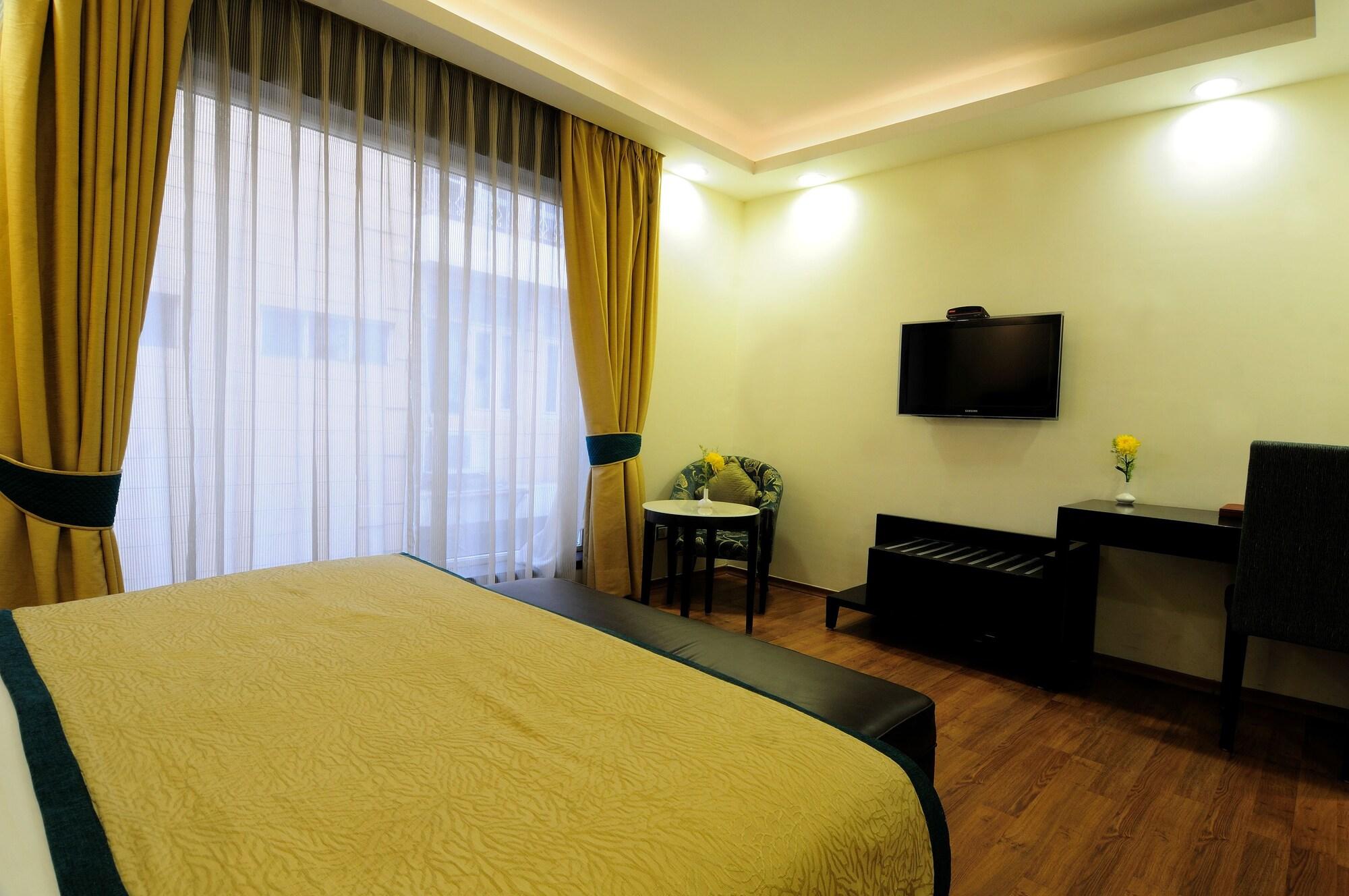 The Grand Orion - Kailash Colony New Delhi Exteriör bild