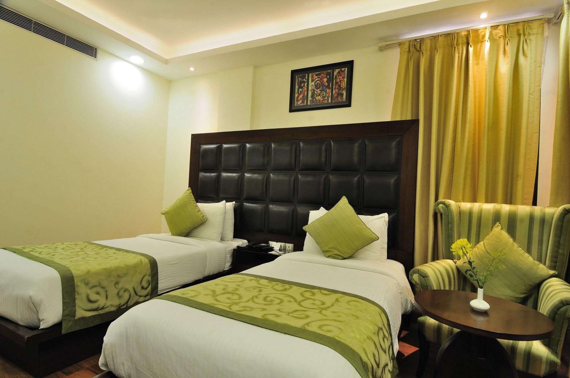 The Grand Orion - Kailash Colony New Delhi Exteriör bild