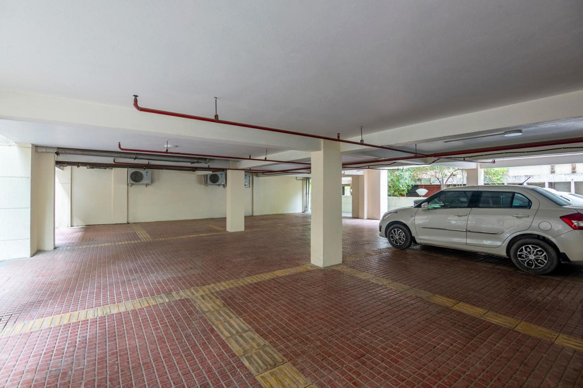 The Grand Orion - Kailash Colony New Delhi Exteriör bild